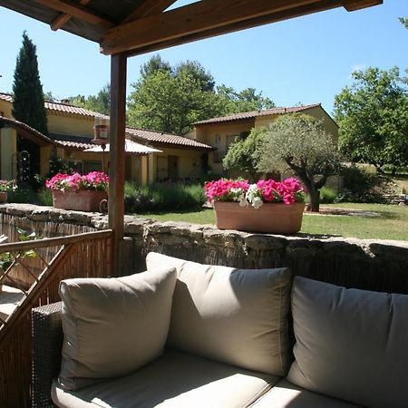 Le Mas Des Pierres Blanches Bed & Breakfast Venasque Exterior foto