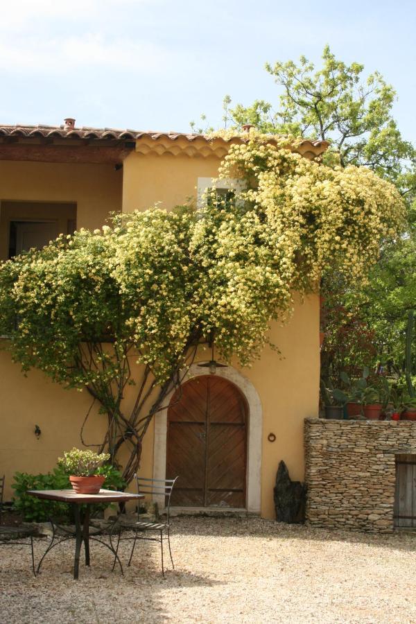 Le Mas Des Pierres Blanches Bed & Breakfast Venasque Exterior foto
